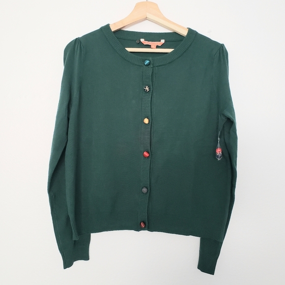 Modcloth Sweaters - Modcloth rare green cardigan Size L diff buttons